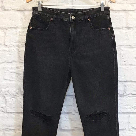 American Eagle 8 X-Short Mom Jeans Black Strigid Ripped Knees Women’s 2024 - Picture 4 of 12